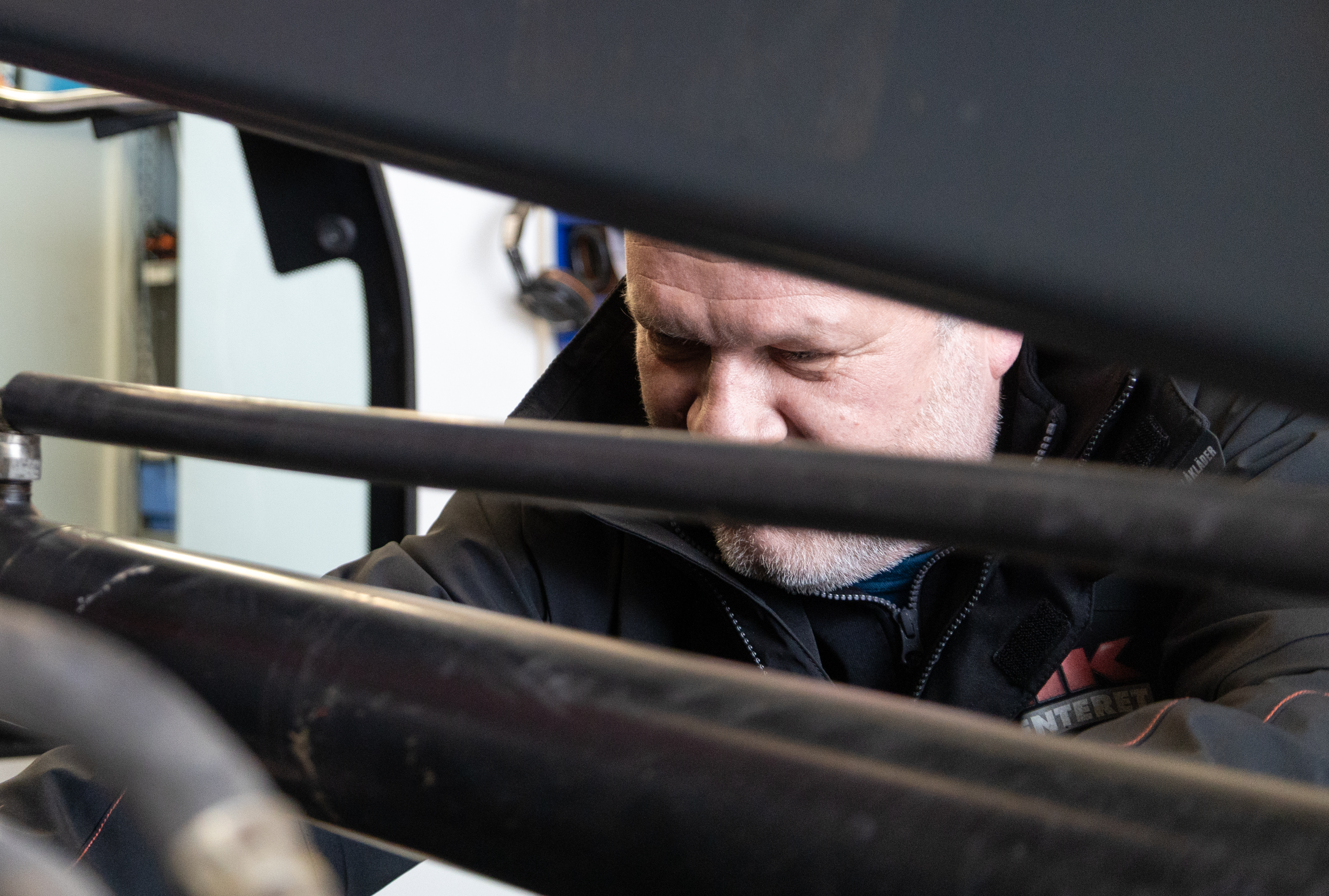 Jostein Fjellby jobbet som mekaniker før han tok over Eiksenteret