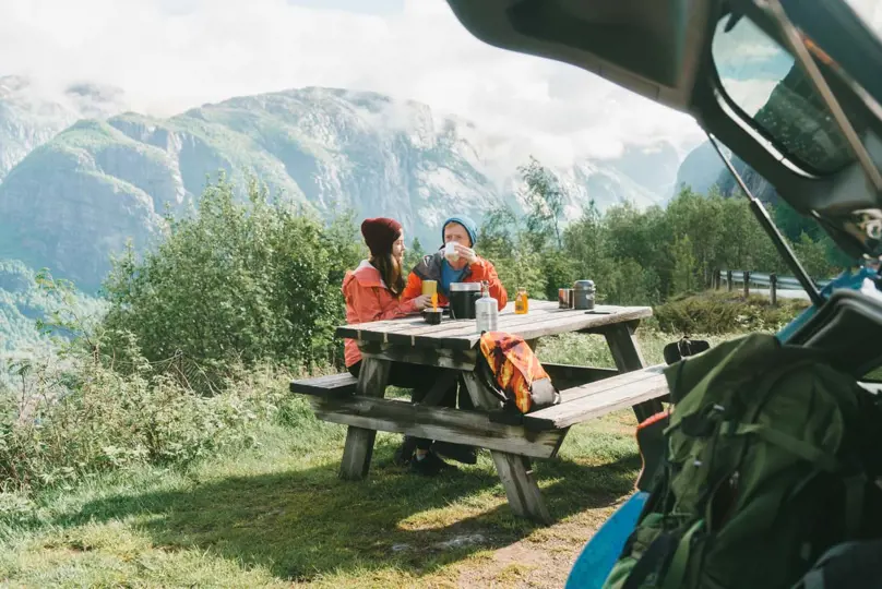 Par på biltur
